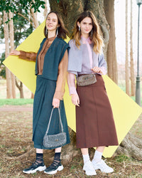 ANTEPRIMA_WIREBAG_Lucchetto_II_PB26SA14M2_Crossbody_Bag_silver-navy-blue_Medium_model_1