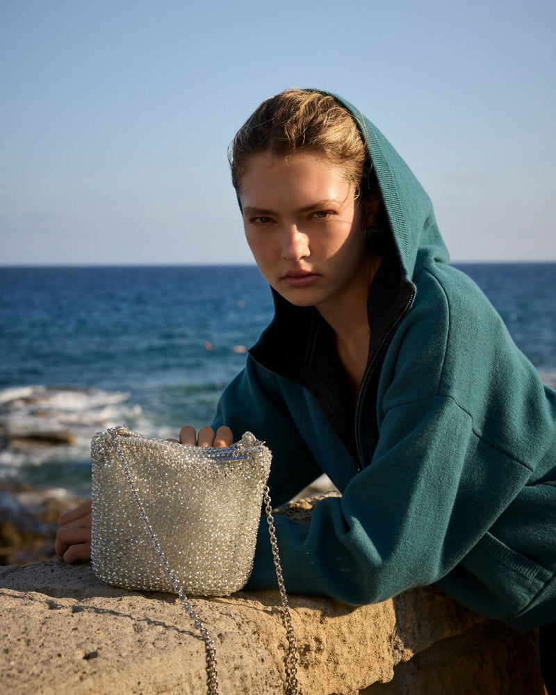 ANTEPRIMA_WIREBAG_NODO_II_PB25SKN3K3_Crossbody_Bag_Small_model 1 (2).jpg__PID:fa3b79ef-fe26-4051-9b17-ec23981ec012