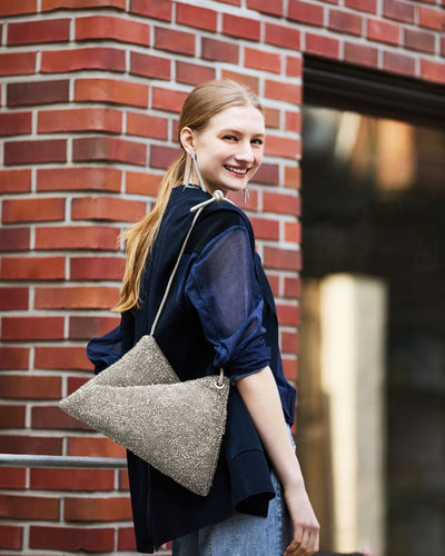 ANTEPRIMA_WIREBAG_TWIST_PB24SP65B1_Crossbody_Bag_Large_silver-khaki